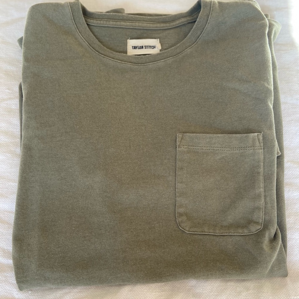 Mens Large Designer Tee